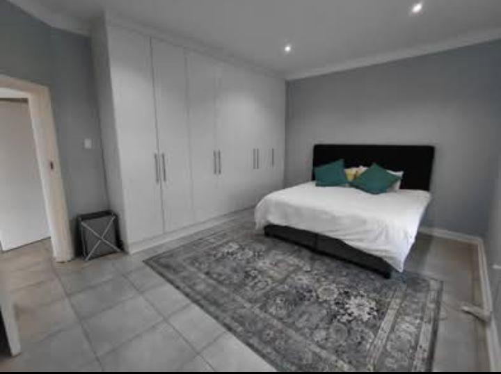 2 Bedroom Property for Sale in Humewood Eastern Cape